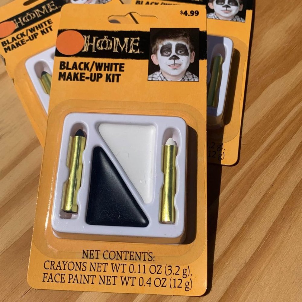 3 pack bundle Black & white Halloween Makeup Costume Bundle Face Paint Crayons - Picture 2 of 3
